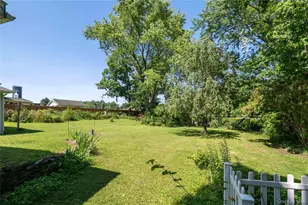 1402 Albany Ave, Kinderhook, NY 12184 - Photo 6
