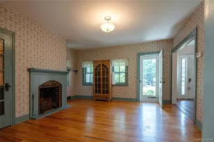 1402 Albany Ave, Kinderhook, NY 12184 - Photo 8