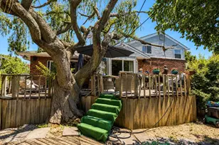 83 Bud Ln, Levittown, NY 11756 - Photo 2