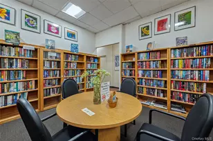 270-10 Grand Central Pkwy, Floral Park, NY 11005 - Photo 32