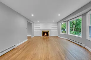 970 Hillman St, West Hempstead, NY 11552 - Photo 10