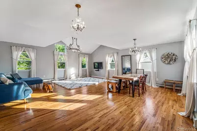 70A Manor Drive, Great Neck, NY 11020 - Photo 26