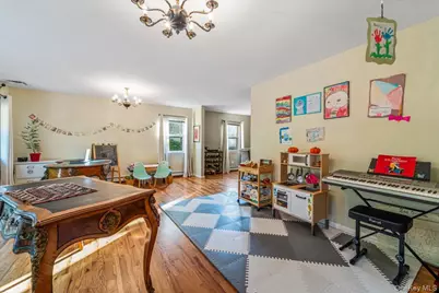 70 Manor Drive #A, Great Neck, NY 11020 - Photo 24