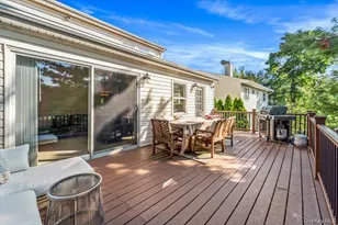 70 A Manor Dr, Great Neck, NY 11020 - Photo 6