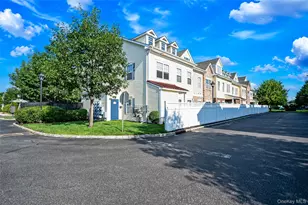 47 Barley Ln, Patchogue, NY 11772 - Photo 4