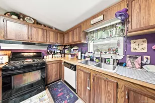 27 Delaware Dr, Sparrow Bush, NY 12780 - Photo 16