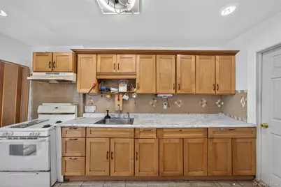 907 E 46th Street, Brooklyn, NY 11203 - Photo 8