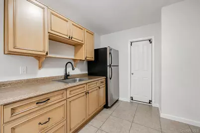 36 Rosalie Place, Patchogue, NY 11772 - Photo 18