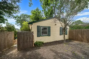 36 Rosalie Pl, Patchogue, NY 11772 - Photo 24