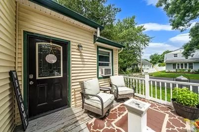 36 Rosalie Place, Patchogue, NY 11772 - Photo 4