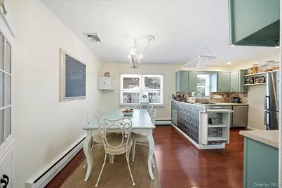 10 Graham Road, Hampton Bays, NY 11946 - Photo 16