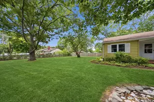 10 Graham Rd, Hampton Bays, NY 11946 - Photo 4