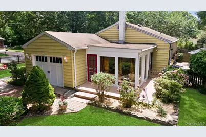 10 Graham Road, Hampton Bays, NY 11946 - Photo 2