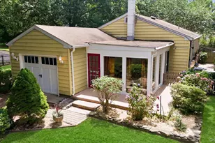 10 Graham Rd, Hampton Bays, NY 11946 - Photo 2
