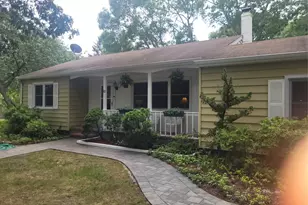 10 Graham Rd, Hampton Bays, NY 11946 - Photo 2