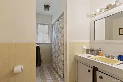 26 Terri Lee Lane, Spring Valley, NY 10977 - Photo 12