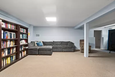 26 Terri Lee Lane, Spring Valley, NY 10977 - Photo 18