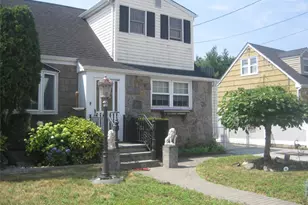 2618 Natta Blvd, Bellmore, NY 11710 - Photo 10
