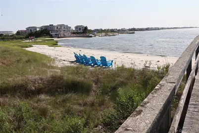 556 Dune Road, Westhampton, NY 11977 - Photo 32