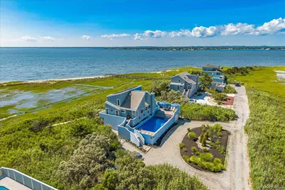 556 Dune Road, Westhampton, NY 11977 - Photo 2