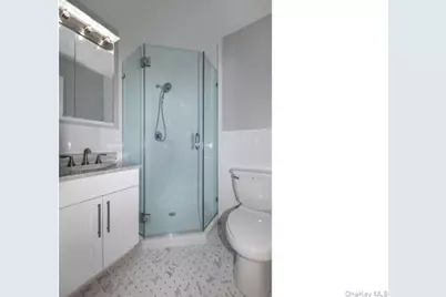 75 Lamplighter Lane #5B, Massapequa, NY 11758 - Photo 6