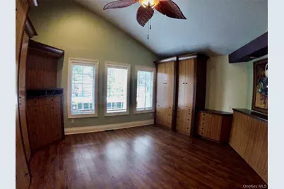 3 Crown Street, Port Jefferson Station, NY 11776 - Photo 10