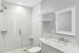 134 Montauk Hwy, Westhampton, NY 11977 - Photo 24
