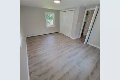 23 Tuthill Street #2nd Floor, Huntington, NY 11743 - Photo 6