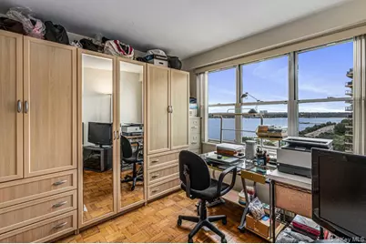 17-85 215 Street #12M, Bayside, NY 11360 - Photo 24