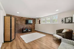 236 Windsor Ave, Brightwaters, NY 11718 - Photo 18