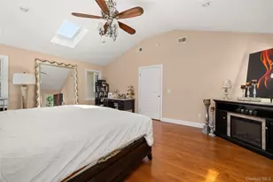 236 Windsor Ave, Brightwaters, NY 11718 - Photo 14