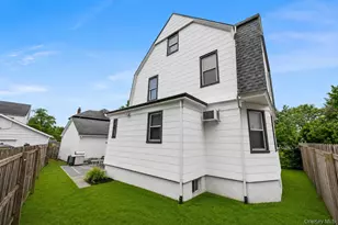 46 Meadow Ln, New Rochelle, NY 10805 - Photo 6