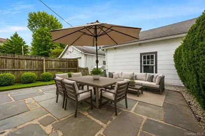 46 Meadow Lane, New Rochelle, NY 10805 - Photo 8