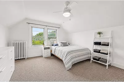 46 Meadow Lane, New Rochelle, NY 10805 - Photo 12
