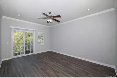 216 Center Court #216, Medford, NY 11763 - Photo 6