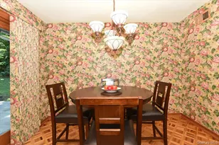 13 Vista Dr, Great Neck, NY 11021 - Photo 16