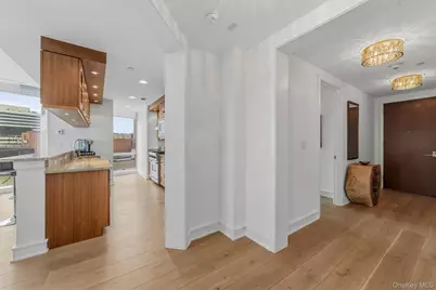 5 Renaissance Square #9A, White Plains, NY 10601 - Photo 6
