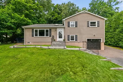 17 Ridge Road, Cortlandt Manor, NY 10567 - Photo 1
