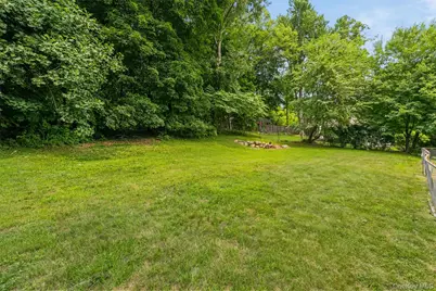 17 Ridge Road, Cortlandt Manor, NY 10567 - Photo 4