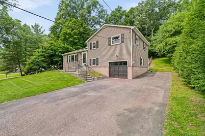 17 Ridge Road, Cortlandt Manor, NY 10567 - Photo 2