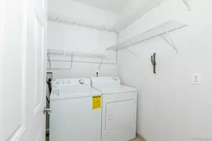 11 Jacqueline Way, North Babylon, NY 11703 - Photo 10