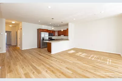 11 Jacqueline Way, North Babylon, NY 11703 - Photo 2