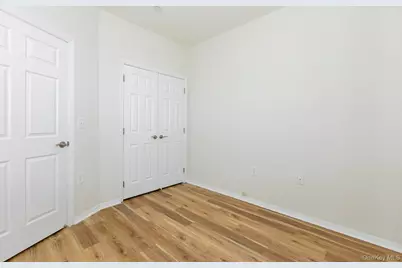 11 Jacqueline Way, North Babylon, NY 11703 - Photo 12