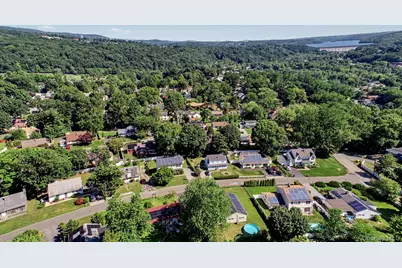 376 County Center Road, White Plains, NY 10603 - Photo 36