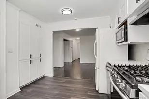 376 County Center Rd, White Plains, NY 10603 - Photo 14