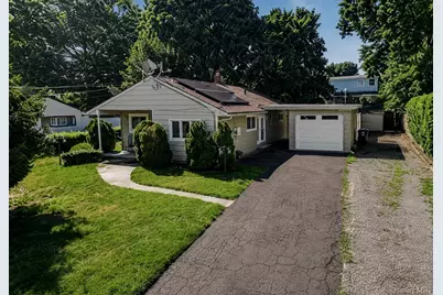 376 County Center Road, White Plains, NY 10603 - Photo 38