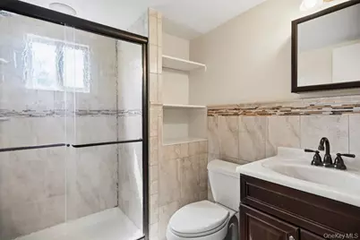 169 Wyona Avenue, Lindenhurst, NY 11757 - Photo 24