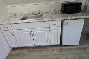 717 Henry St, Uniondale, NY 11553 - Photo 8