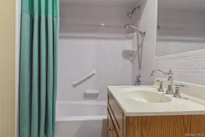 51 Alhambra Drive #51, Oceanside, NY 11572 - Photo 22