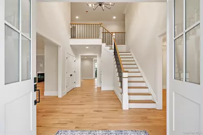 654 Caledonia Road, Dix Hills, NY 11746 - Photo 4